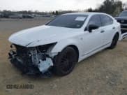 ✅ 2015 Lexus LS 460 • VIN: JTHCL5EF6F5024277 • Лот: 41899528. Опубликован ранее на IAAI с пробегом 126 743 миль. Бесплатный доступ к архиву аукционных продаж из США и подробный отчёт об истории автомобиля на DreamBid. Изображение 2.