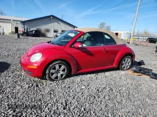 ✅ 2007 Volkswagen Beetle • VIN: 3VWRF31Y27M418883 • Lot: 92309565. Listed on Copart with 99,518 mi. Free auction sales archive from the USA and detailed vehicle history report at DreamBid. Image 1.