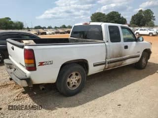 ✅ 2000 Chevrolet Silverado 1500 LS • VIN: 1GCEK19T6YZ359931 • Лот: 70433884. Опубликован ранее на Copart с пробегом 458 301 миль. Бесплатный доступ к архиву аукционных продаж из США и подробный отчёт об истории автомобиля на DreamBid. Изображение 3.