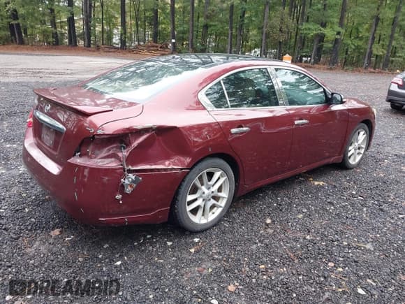 ✅ 2010 Nissan Maxima SV • VIN: 1N4AA5AP5AC804729 • Lot: 43411943. Listed on IAAI with 160,017 mi. Free auction sales archive from the USA and detailed vehicle history report at DreamBid. Image 4.