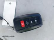 ✅ 2023 Toyota Highlander L • VIN: 5TDKDRAHXPS509316 • Lot: 42674115. Wystawiony na IAAI z przebiegiem 6 121 mil. Bezpłatny archiwum sprzedaży aukcyjnych z USA i szczegółowy raport historii pojazdu na DreamBid. Zdjęcie 11.