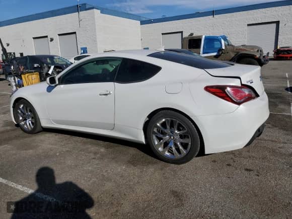 2013 Hyundai Genesis Coupe R-Spec с VIN KMHHT6KD7DU108039, выставлен на аукционе Copart как лот 89102755 с пробегом 53 403 миль миль и Списание • Salvage title. История ставок и продаж доступна на DreamBid. Изображение 2.