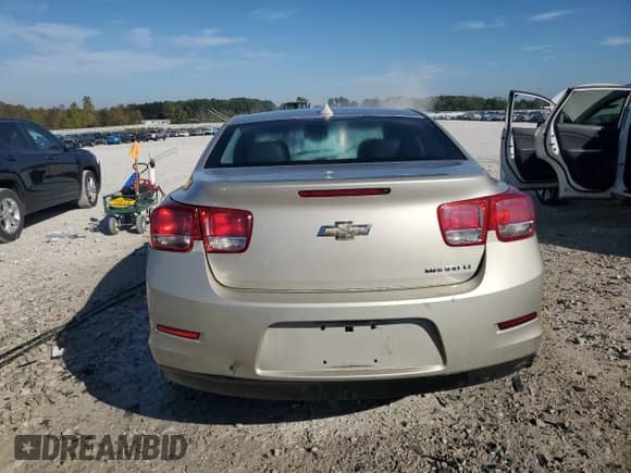 2014 Chevrolet Malibu LT with VIN 1G11C5SL1EF183356, listed as a Copart auction lot 81645185 with 184,027 mi miles and Clean title. Bid and sale history available at DreamBid. Image 6.