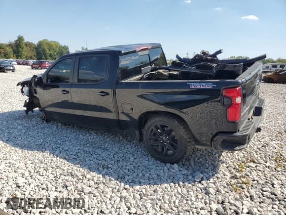 ✅ 2024 Chevrolet Silverado 1500 LT Trail Boss • VIN: 3GCUDFED4RG201574 • Lot: 72021395. Wystawiony na Copart z przebiegiem 42 184 mil. Bezpłatny archiwum sprzedaży aukcyjnych z USA i szczegółowy raport historii pojazdu na DreamBid. Zdjęcie 2.