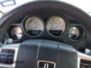 ✅ 2014 Dodge Challenger R/T Classic • VIN: 2C3CDYBT7EH105133 • Lot: 79758614. Wystawiony na Copart z przebiegiem Nie podano. Bezpłatny archiwum sprzedaży aukcyjnych z USA i szczegółowy raport historii pojazdu na DreamBid. Zdjęcie 9.