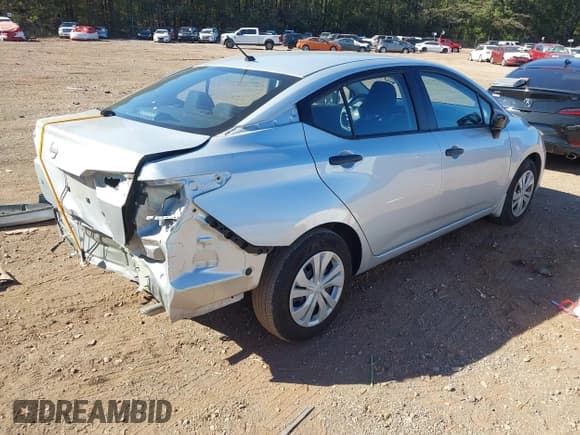 ✅ 2024 Nissan Versa S • VIN: 3N1CN8DV0RL891865 • Lot: 43530167. Listed on IAAI with 18,063 mi. Free auction sales archive from the USA and detailed vehicle history report at DreamBid. Image 4.