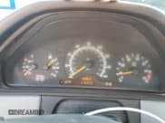 ✅ 1998 Mercedes-Benz E 320 • VIN: WDBJF65FXWA677383 • Лот: 65655114. Опубликован ранее на Copart с пробегом 110 333 миль. Бесплатный доступ к архиву аукционных продаж из США и подробный отчёт об истории автомобиля на DreamBid. Изображение 9.