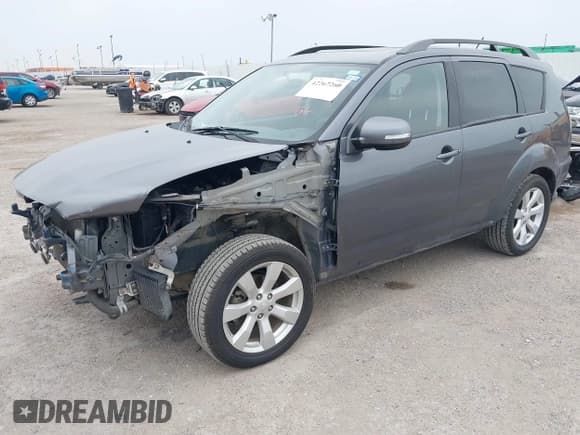 ✅ 2011 Mitsubishi Outlander SE • VIN: JA4AS3AW2BU012224 • Lot: 42267260. Listed on IAAI with 144,296 mi. Free auction sales archive from the USA and detailed vehicle history report at DreamBid. Image 2.