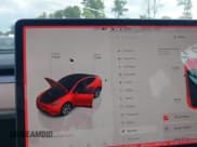 ✅ 2023 Tesla Model Y Long Range • VIN: 7SAYGDEE7PF673151 • Lot: 43123506. Wystawiony na IAAI z przebiegiem 39 845 mil. Bezpłatny archiwum sprzedaży aukcyjnych z USA i szczegółowy raport historii pojazdu na DreamBid. Zdjęcie 18.