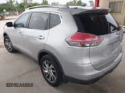 ✅ 2014 Nissan Rogue SV • VIN: 5N1AT2MT6EC860708 • Lot: 42625948. Wystawiony na IAAI z przebiegiem 145 740 mil. Bezpłatny archiwum sprzedaży aukcyjnych z USA i szczegółowy raport historii pojazdu na DreamBid. Zdjęcie 3.