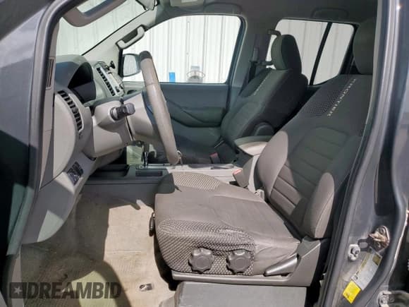 ✅ 2013 Nissan Frontier SL • VIN: 1N6AD0ER0DN750715 • Lot: 67605435. Wystawiony na Copart z przebiegiem 211 017 mil. Bezpłatny archiwum sprzedaży aukcyjnych z USA i szczegółowy raport historii pojazdu na DreamBid. Zdjęcie 7.