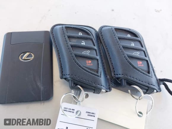 ✅ 2025 Lexus RZ RZ 450e • VIN: JTJAAAAB7SA030419 • Lot: 42930337. Listed on IAAI with 2,131 mi. Free auction sales archive from the USA and detailed vehicle history report at DreamBid. Image 11.