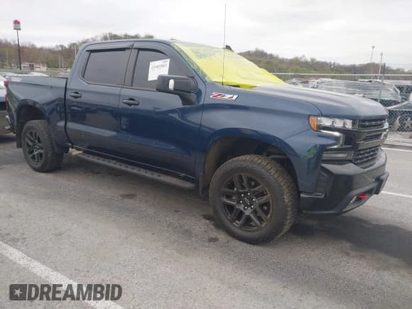 ✅ 2022 Chevrolet Silverado 1500 LT Trail Boss • VIN: 1GCPYFED7NZ188749 • Lot: 41905503. Wystawiony na IAAI z przebiegiem 49 383 mil. Bezpłatny archiwum sprzedaży aukcyjnych z USA i szczegółowy raport historii pojazdu na DreamBid. Zdjęcie 1.