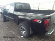 ✅ 2004 Chevrolet Colorado LS Z71 • VIN: 1GCDT196948105715 • Lot: 31924071. Listed on IAAI with 326 mi. Free auction sales archive from the USA and detailed vehicle history report at DreamBid. Image 3.