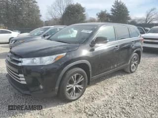 ✅ 2019 Toyota Highlander LE • VIN: 5TDZZRFH3KS345375 • Lot: 93501645. Wystawiony na Copart z przebiegiem 155 245 mil. Bezpłatny archiwum sprzedaży aukcyjnych z USA i szczegółowy raport historii pojazdu na DreamBid. Zdjęcie 1.