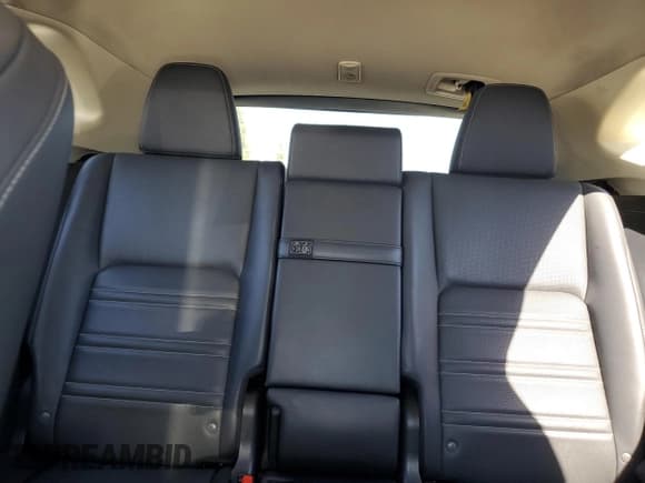 ✅ 2018 Lexus NX 300h • VIN: JTJBJRBZ0J2091487 • Lot: 90031945. Listed on Copart with 212,099 mi. Free auction sales archive from the USA and detailed vehicle history report at DreamBid. Image 10.