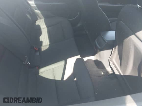 2019 Hyundai Elantra SEL z VIN KMHD84LF2KU800887, wystawiony jako IAAI lot #42996644 z przebiegiem 102 528 mil mil oraz . Historia ofert i sprzedaży dostępna na DreamBid. Obrazek 8.