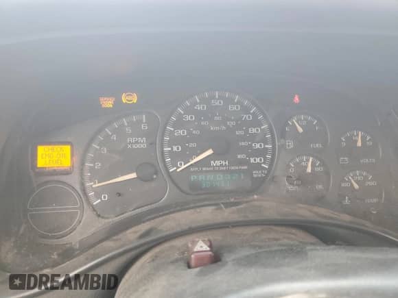 2002 Chevrolet Silverado 1500 LS with VIN 1GCEK14T72Z106860, listed as a Copart auction lot 54909765 with 301,431 mi miles and Salvage title. Bid and sale history available at DreamBid. Image 9.