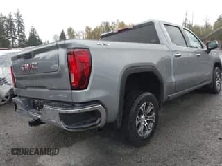 ✅ 2025 GMC Sierra 1500 SLT • VIN: 1GTUUDED4SZ317531 • Lot: 43641100. Wystawiony na IAAI z przebiegiem Nie podano. Bezpłatny archiwum sprzedaży aukcyjnych z USA i szczegółowy raport historii pojazdu na DreamBid. Zdjęcie 4.