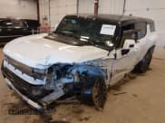 ✅ 2025 GMC Hummer EV 2X • VIN: 1GKB0NDE9SU106359 • Lot: 41999520. Wystawiony na IAAI z przebiegiem 4 792 mil. Bezpłatny archiwum sprzedaży aukcyjnych z USA i szczegółowy raport historii pojazdu na DreamBid. Zdjęcie 20.