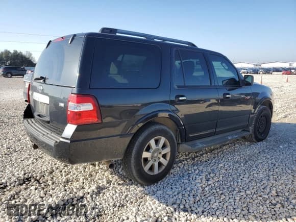 ✅ 2010 Ford Expedition SSV • VIN: 1FMJU1F5XAEA48249 • Lot: 45340725. Listed on Copart with 211,227 mi. Free auction sales archive from the USA and detailed vehicle history report at DreamBid. Image 3.