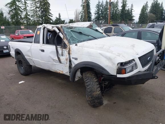 ✅ 2002 Ford Ranger XL Fleet • VIN: 1FTZR15U52PA11164 • Lot: 43839043. Listed on IAAI with 194,898 mi. Free auction sales archive from the USA and detailed vehicle history report at DreamBid. Image 1.