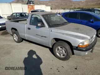 ✅ 2001 Dodge Dakota • VIN: 1B7FL26X71S150095 • Лот: 69853224. Размещён на Copart с пробегом 99 736 миль миль. Получите бесплатный доступ к архиву аукционных продаж из США и посмотрите подробный отчёт об истории автомобиля на DreamBid. Изображение 4.