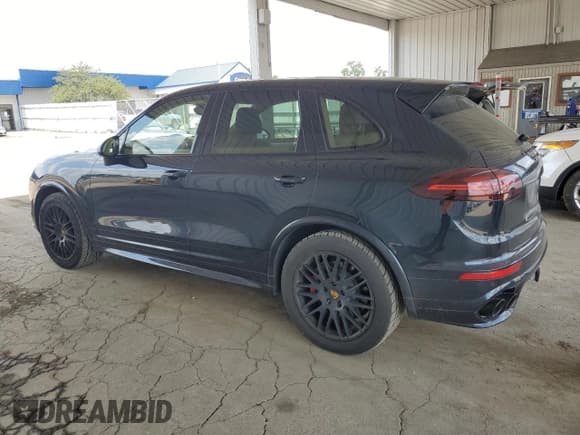 ✅ 2016 Porsche Cayenne GTS • VIN: WP1AD2A25GLA72680 • Лот: 66898005. Опубликован ранее на Copart с пробегом 160 826 миль. Бесплатный доступ к архиву аукционных продаж из США и подробный отчёт об истории автомобиля на DreamBid. Изображение 2.