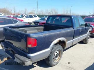 ✅ 2003 Chevrolet S-10 LS • VIN: 1GCDT19X438161956 • Лот: 41870356. Опубликован ранее на IAAI с пробегом 77 079 миль. Бесплатный доступ к архиву аукционных продаж из США и подробный отчёт об истории автомобиля на DreamBid. Изображение 4.
