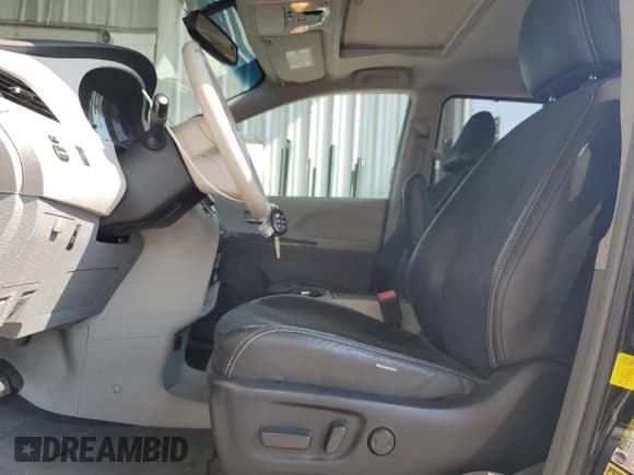 ✅ 2012 Toyota Sienna SE • VIN: 5TDXK3DC7CS206626 • Lot: 69088265. Listed on Copart with 139,404 mi. Free auction sales archive from the USA and detailed vehicle history report at DreamBid. Image 7.