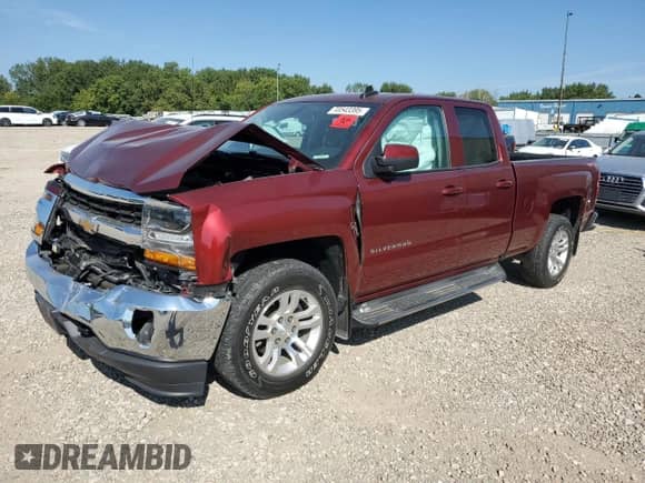 2017 Chevrolet Silverado 1500 LT с VIN 1GCVKREC9HZ140028, выставлен на аукционе Copart как лот 70543395 с пробегом Не указан миль и Списание • Salvage title. История ставок и продаж доступна на DreamBid. Изображение 1.