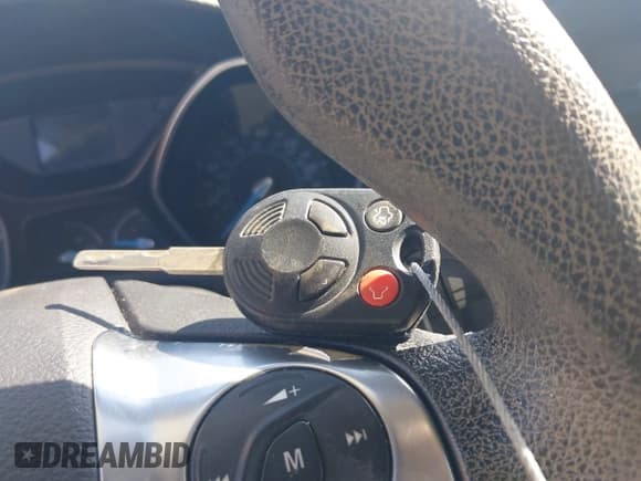 ✅ 2012 Ford Focus SE • VIN: 1FAHP3F26CL314852 • Лот: 42162488. Опубликован ранее на IAAI с пробегом 101 782 миль. Бесплатный доступ к архиву аукционных продаж из США и подробный отчёт об истории автомобиля на DreamBid. Изображение 11.