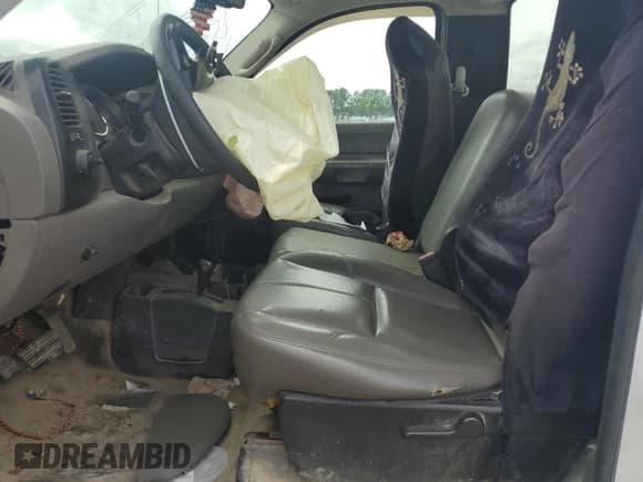 ✅ 2007 Chevrolet Silverado 2500HD • VIN: 1GBHK24K07E509205 • Лот: 58757375. Опубликован ранее на Copart с пробегом Не указан. Бесплатный доступ к архиву аукционных продаж из США и подробный отчёт об истории автомобиля на DreamBid. Изображение 10.