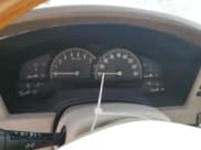 ✅ 2005 Cadillac XLR • VIN: 1G6YV34A955600330 • Лот: 76173224. Опубликован ранее на Copart с пробегом Не указан. Бесплатный доступ к архиву аукционных продаж из США и подробный отчёт об истории автомобиля на DreamBid. Изображение 9.