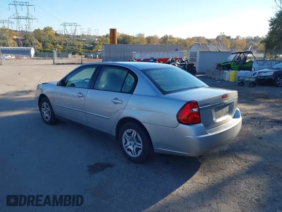✅ 2007 Chevrolet Malibu 1LS • VIN: 1G1ZS58FX7F158417 • Lot: 43537463. Listed on IAAI with 181,224 mi. Free auction sales archive from the USA and detailed vehicle history report at DreamBid. Image 3.