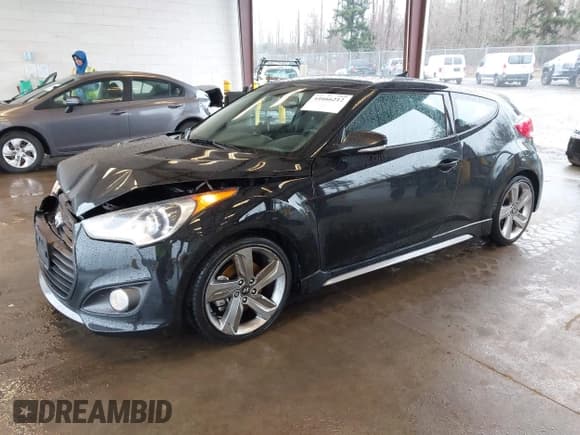 ✅ 2013 Hyundai Veloster Turbo • VIN: KMHTC6AEXDU123011 • Lot: 41666212. Wystawiony na IAAI z przebiegiem 88 883 mil. Bezpłatny archiwum sprzedaży aukcyjnych z USA i szczegółowy raport historii pojazdu na DreamBid. Zdjęcie 17.