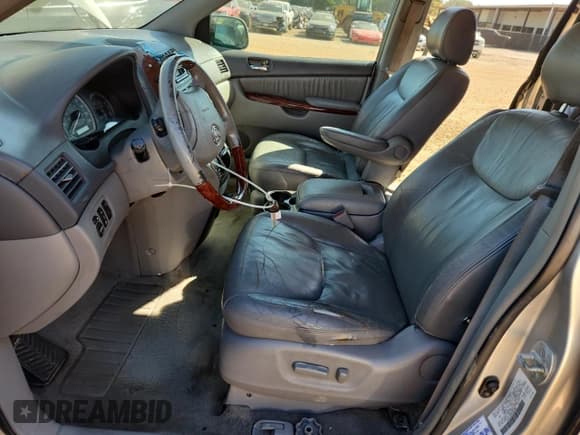 ✅ 2004 Toyota Sienna XLE • VIN: 5TDZA22C94S047022 • Лот: 81833575. Опубликован ранее на Copart с пробегом 223 886 миль. Бесплатный доступ к архиву аукционных продаж из США и подробный отчёт об истории автомобиля на DreamBid. Изображение 7.