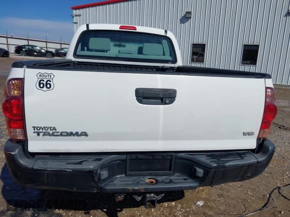 ✅ 2006 Toyota Tacoma • VIN: 3TMMU52N06M002199 • Лот: 41622522. Опубликован ранее на IAAI с пробегом 181 818 миль. Бесплатный доступ к архиву аукционных продаж из США и подробный отчёт об истории автомобиля на DreamBid. Изображение 17.