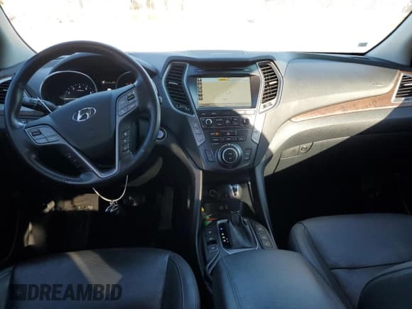 ✅ 2017 Hyundai Santa Fe Limited Ultimate • VIN: KM8SR4HF1HU237921 • Lot: 68058822. Listed on Copart with 56,144 mi. Free auction sales archive from the USA and detailed vehicle history report at DreamBid. Image 8.