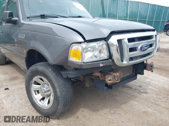 ✅ 2011 Ford Ranger XLT • VIN: 1FTKR4EE6BPB22950 • Lot: 42057972. Listed on IAAI with 114,834 mi. Free auction sales archive from the USA and detailed vehicle history report at DreamBid. Image 6.