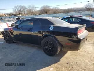 ✅ 2013 Dodge Challenger R/T Plus • VIN: 2C3CDYBT4DH535944 • Lot: 79528313. Wystawiony na Copart z przebiegiem 93 818 mil. Bezpłatny archiwum sprzedaży aukcyjnych z USA i szczegółowy raport historii pojazdu na DreamBid. Zdjęcie 2.