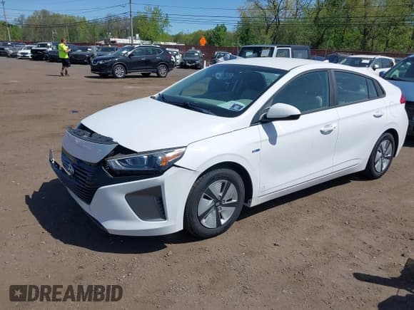 ✅ 2017 Hyundai Ioniq Blue • VIN: KMHC65LC2HU052356 • Lot: 42128416. Wystawiony na IAAI z przebiegiem 57 874 mil. Bezpłatny archiwum sprzedaży aukcyjnych z USA i szczegółowy raport historii pojazdu na DreamBid. Zdjęcie 18.