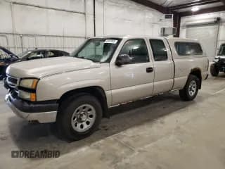 ✅ 2007 Chevrolet Silverado 1500 Work Truck • VIN: 1GCEK19V27Z112857 • Lot: 65041925. Listed on Copart with 208,493 mi. Free auction sales archive from the USA and detailed vehicle history report at DreamBid. Image 1.