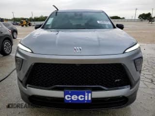 ✅ 2025 Buick Enclave Sport Touring • VIN: 5GAERBRSXSJ153270 • Lot: 53402575. Listed on Copart with 154 mi. Free auction sales archive from the USA and detailed vehicle history report at DreamBid. Image 5.