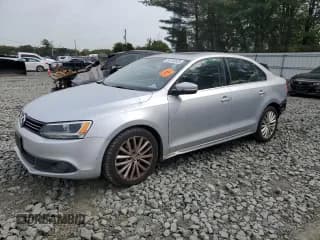 ✅ 2011 Volkswagen Jetta SEL • VIN: 3VWLZ7AJ7BM074886 • Lot: 84742825. Wystawiony na Copart z przebiegiem 86 889 mil. Bezpłatny archiwum sprzedaży aukcyjnych z USA i szczegółowy raport historii pojazdu na DreamBid. Zdjęcie 1.