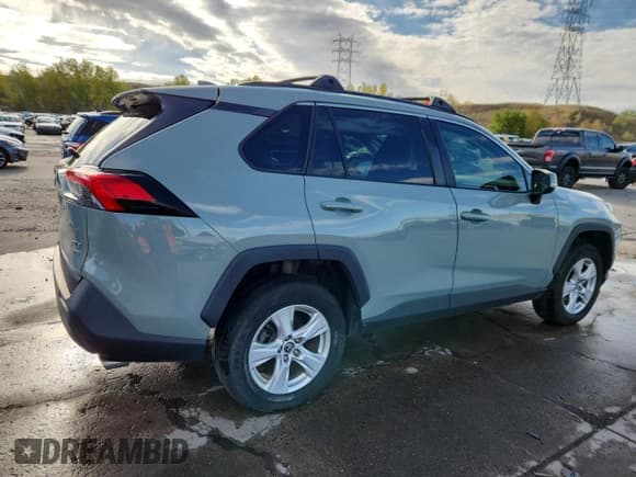 ✅ 2020 Toyota RAV4 XLE • VIN: 2T3P1RFV5LC087267 • Лот: 84938115. Опубликован ранее на Copart с пробегом 85 832 миль. Бесплатный доступ к архиву аукционных продаж из США и подробный отчёт об истории автомобиля на DreamBid. Изображение 3.