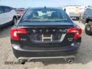 ✅ 2015 Volvo S60 T6 R-Design Platinum • VIN: YV1902TH3F2309585 • Лот: 74923014. Опубликован ранее на Copart с пробегом Не указан. Бесплатный доступ к архиву аукционных продаж из США и подробный отчёт об истории автомобиля на DreamBid. Изображение 6.