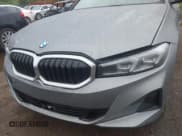 ✅ 2023 BMW 3 Series 330i xDrive • VIN: 3MW89FF01P8D20900 • Lot: 42311097. Listed on IAAI with 28,197 mi. Free auction sales archive from the USA and detailed vehicle history report at DreamBid. Image 6.