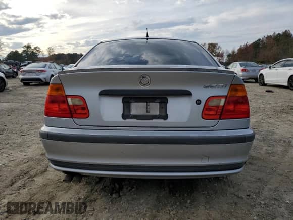 1999 BMW 3 Series 323i с VIN WBAAM3339XCD56665, выставлен на аукционе Copart как лот 82590554 с пробегом Не указан миль и Чистый • Clean title. История ставок и продаж доступна на DreamBid. Изображение 6.