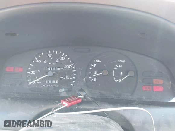 ✅ 1997 Nissan Sentra XE • VIN: 3N1AB41D2VL009030 • Lot: 41732648. Listed on IAAI with 266,188 mi. Free auction sales archive from the USA and detailed vehicle history report at DreamBid. Image 7.